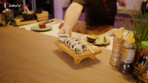 Uramaki tuna